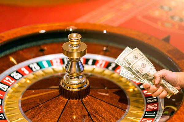 Try Classic Table Games with a Singapore online casino for Casino Fans
